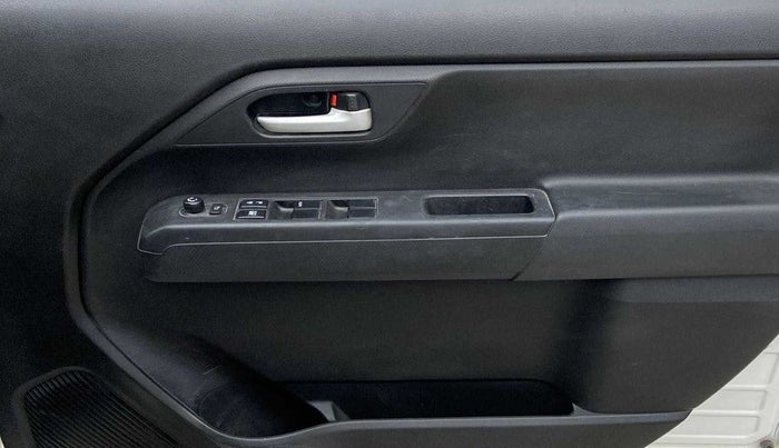 2021 Maruti New Wagon-R ZXI 1.2, Petrol, Manual, 22,806 km, Driver Side Door Panels Control
