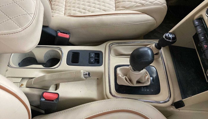 2021 Mahindra Thar LX PETROL HT 4WD AT, Petrol, Automatic, 29,941 km, Gear Lever