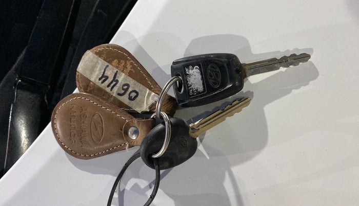2019 Hyundai Grand i10 SPORTZ 1.2 KAPPA VTVT, Petrol, Manual, 16,152 km, Key Close Up