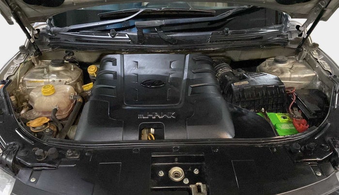 2018 Mahindra XUV500 W11, Diesel, Manual, 76,476 km, Open Bonet