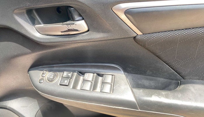 2016 Honda Jazz 1.5L I-DTEC VX, Diesel, Manual, 89,148 km, Driver Side Door Panels Control