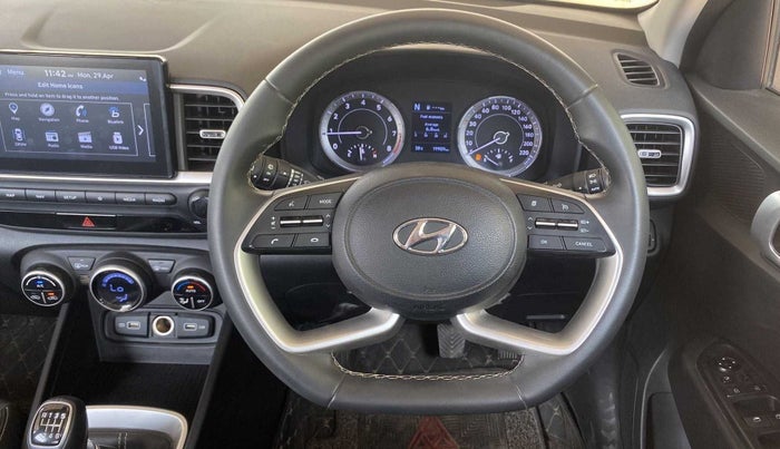 2022 Hyundai VENUE SX 1.0 (O) TURBO IMT, Petrol, Manual, 19,887 km, Steering Wheel Close Up