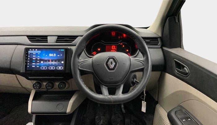 2021 Renault TRIBER RXE MT, Petrol, Manual, 28,929 km, Steering Wheel Close Up