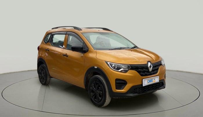 2021 Renault TRIBER RXE MT, Petrol, Manual, 28,929 km, Right Front Diagonal