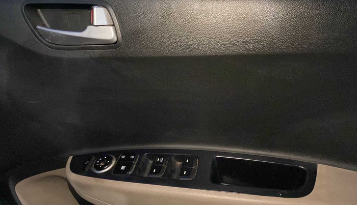 2016 Hyundai Xcent S 1.2, Petrol, Manual, 35,188 km, Driver Side Door Panels Control