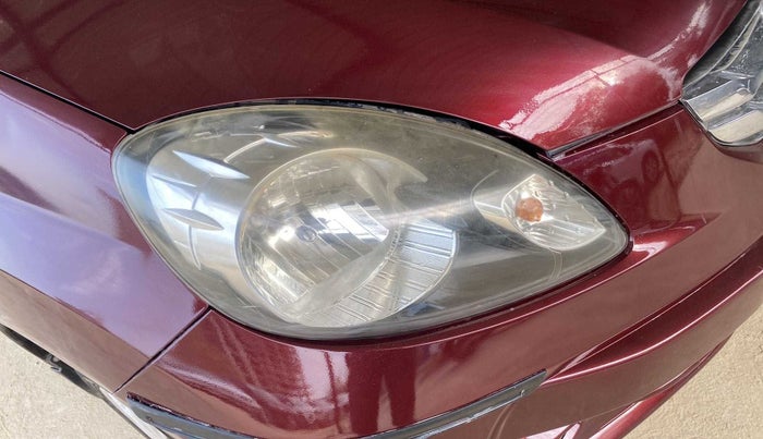 2014 Honda Amaze 1.5L I-DTEC VX, Diesel, Manual, 84,582 km, Right headlight - Minor scratches