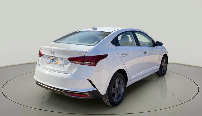 2021 Hyundai Verna SX 1.5 VTVT IVT, Petrol, Automatic, 241 km, Right Back Diagonal