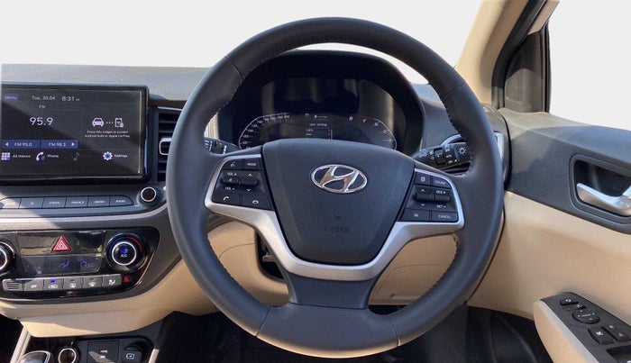 2021 Hyundai Verna SX 1.5 VTVT IVT, Petrol, Automatic, 241 km, Steering Wheel Close Up