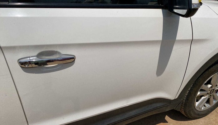 2017 Hyundai Creta SX PLUS 1.6 PETROL, Petrol, Manual, 68,342 km, Driver-side door - Minor scratches