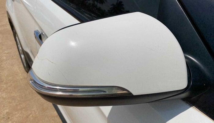 2017 Hyundai Creta SX PLUS 1.6 PETROL, Petrol, Manual, 68,342 km, Right rear-view mirror - Minor scratches