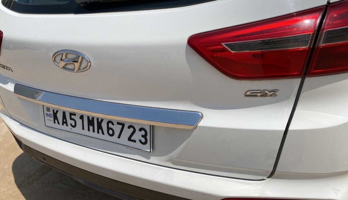 2017 Hyundai Creta SX PLUS 1.6 PETROL, Petrol, Manual, 68,342 km, Dicky (Boot door) - Minor scratches