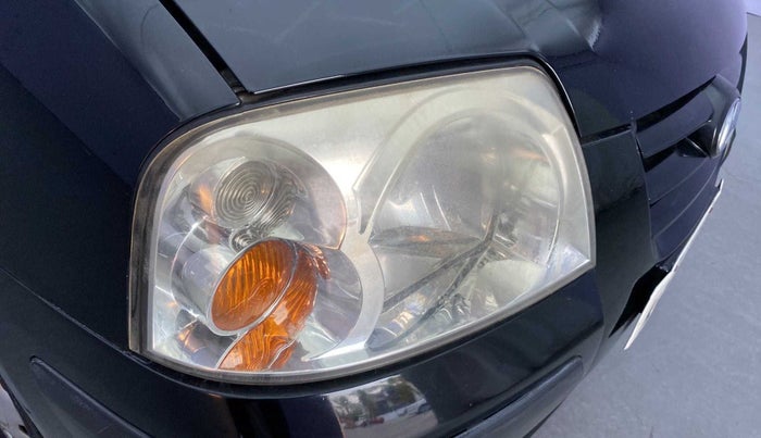 2011 Hyundai Santro Xing GL PLUS, Petrol, Manual, 69,213 km, Right headlight - Headlight parking bulb fused