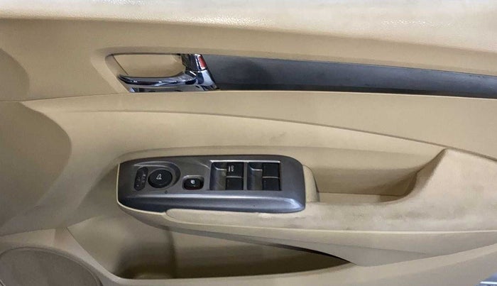 2012 Honda City 1.5L I-VTEC V MT, Petrol, Manual, 60,111 km, Driver Side Door Panels Control