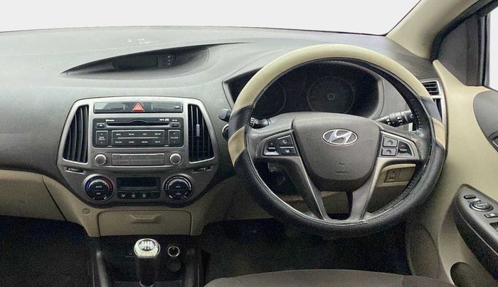 2012 Hyundai i20 ASTA 1.4 CRDI, Diesel, Manual, 95,352 km, Steering Wheel Close Up