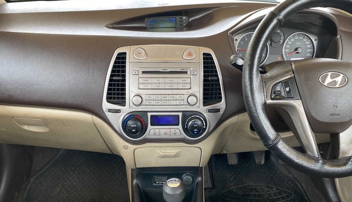 2011 Hyundai i20 SPORTZ 1.2, Petrol, Manual, 74,810 km, Air Conditioner