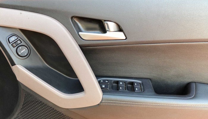 2018 Hyundai Creta SX (O) 1.6 PETROL, Petrol, Manual, 22,683 km, Driver Side Door Panels Control