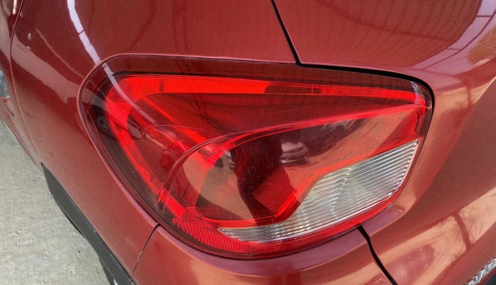2018 Renault Kwid RXT 1.0, Petrol, Manual, 23,665 km, Left tail light - Minor damage