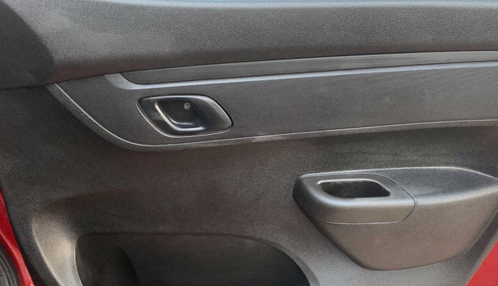 2019 Renault Kwid RXL, Petrol, Manual, 10,816 km, Driver Side Door Panels Control