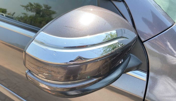 2018 Honda Amaze 1.2L I-VTEC VX, Petrol, Manual, 20,105 km, Right rear-view mirror - Minor scratches