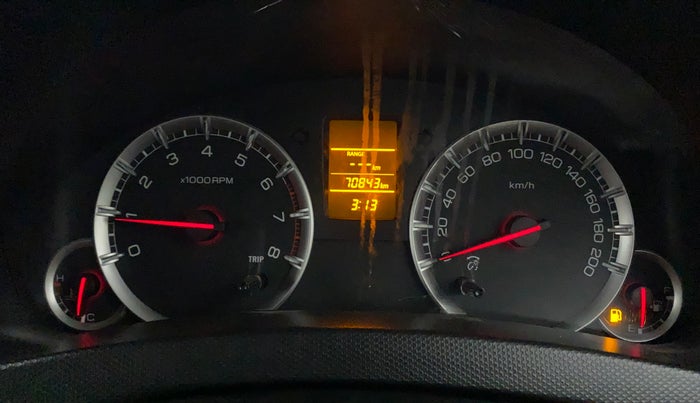 2016 Maruti Swift VXI, Petrol, Manual, 70,948 km, Odometer Image