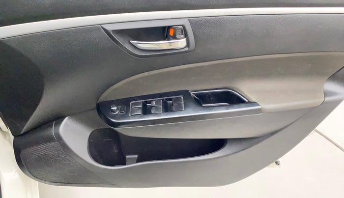2016 Maruti Swift VXI, Petrol, Manual, 70,948 km, Driver Side Door Panels Control