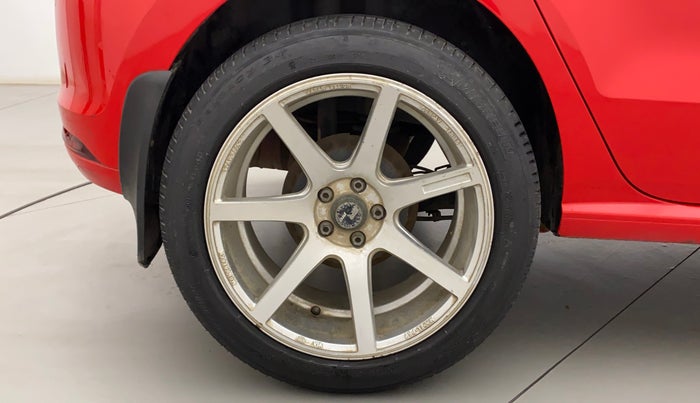 2017 Volkswagen Polo HIGHLINE PLUS 1.2(16 ALLOY, Petrol, Manual, 57,762 km, Right Rear Wheel