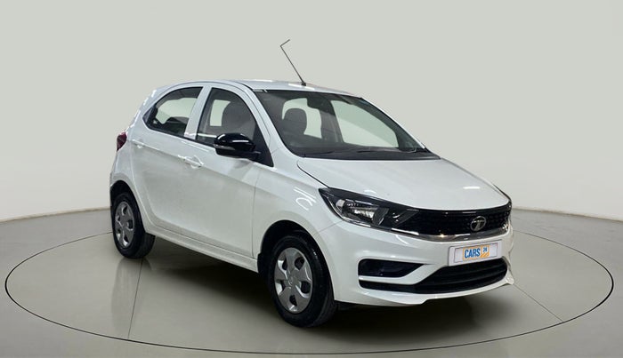 2023 Tata Tiago XT (O) PETROL, Petrol, Manual, 1,746 km, Right Front Diagonal