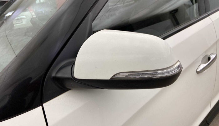 2019 Hyundai Creta SX AT 1.6 DIESEL, Diesel, Automatic, 67,168 km, Left rear-view mirror - Indicator light has minor damage