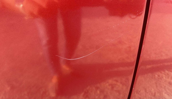 2013 Maruti Swift VDI, Diesel, Manual, 53,876 km, Right rear door - Minor scratches