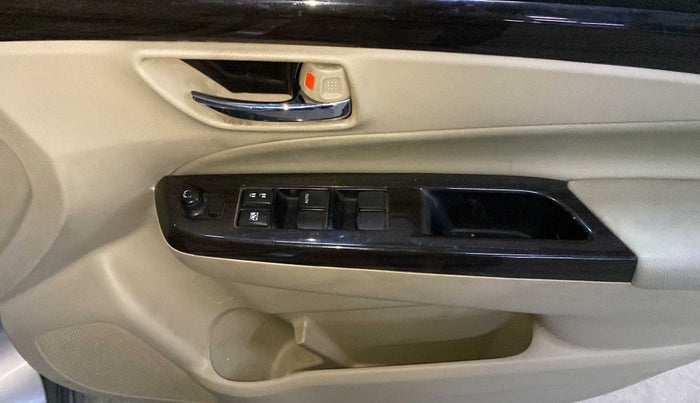 2018 Maruti Ciaz ZETA 1.4  MT PETROL, Petrol, Manual, 58,846 km, Driver Side Door Panels Control