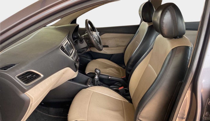 2018 Hyundai Verna 1.4 EX PETROL, Petrol, Manual, 95,648 km, Right Side Front Door Cabin