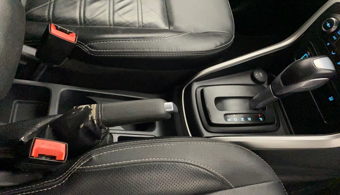 2018 Ford Ecosport TITANIUM + 1.5L PETROL AT, Petrol, Automatic, 64,583 km, Gear lever - Hand brake lever cover torn