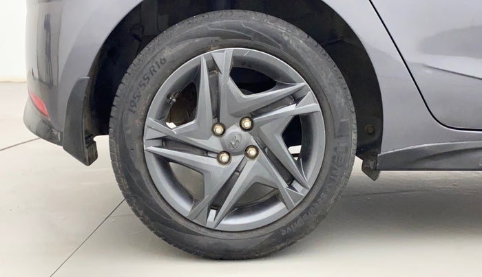 2021 Hyundai NEW I20 SPORTZ 1.2 MT, Petrol, Manual, 33,437 km, Right Rear Wheel