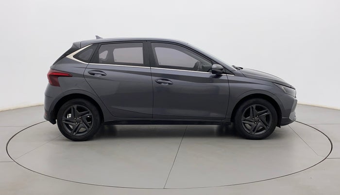 2021 Hyundai NEW I20 SPORTZ 1.2 MT, Petrol, Manual, 33,437 km, Right Side View