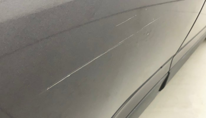 2018 Hyundai Grand i10 ASTA 1.2 KAPPA VTVT, Petrol, Manual, 38,913 km, Right rear door - Minor scratches