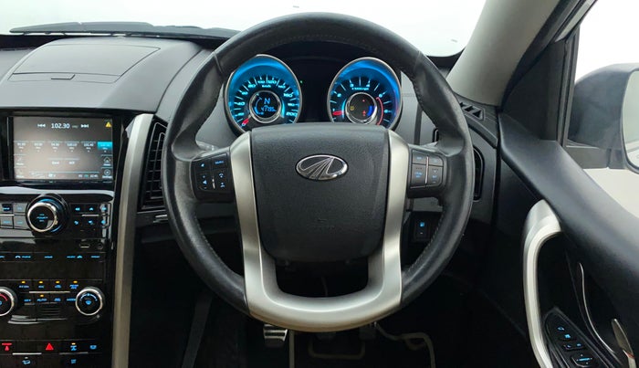2019 Mahindra XUV500 W11, Diesel, Manual, 41,795 km, Steering Wheel Close Up