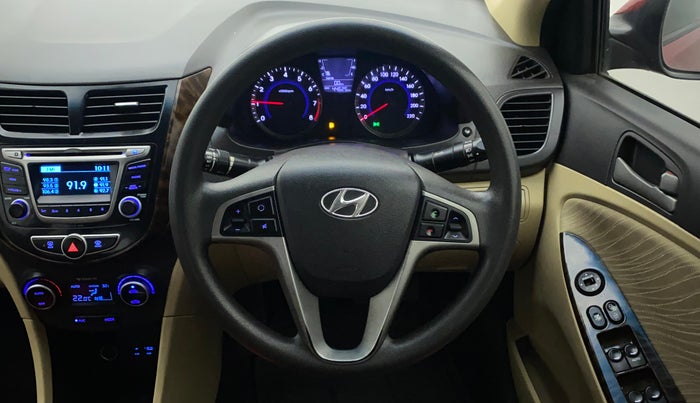 2017 Hyundai Verna 1.6 VTVT S, Petrol, Manual, 44,625 km, Steering Wheel Close Up