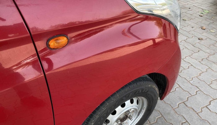 2017 Hyundai Eon ERA +, Petrol, Manual, 99,786 km, Right fender - Minor scratches