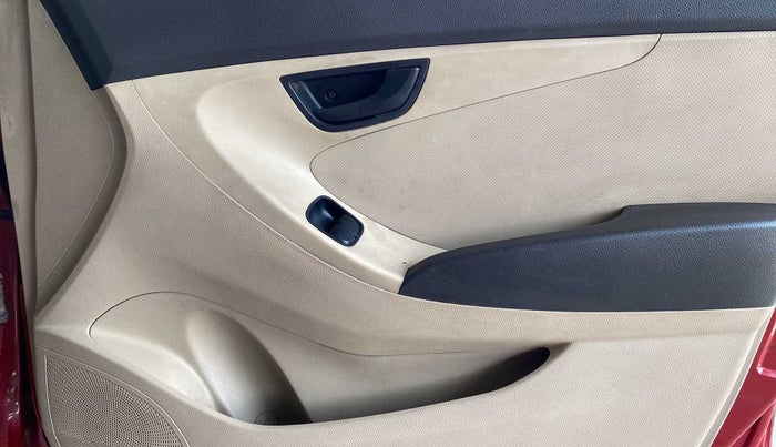 2017 Hyundai Eon ERA +, Petrol, Manual, 99,786 km, Driver Side Door Panels Control