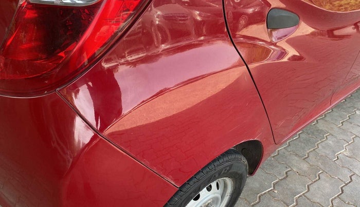 2017 Hyundai Eon ERA +, Petrol, Manual, 99,786 km, Right quarter panel - Minor scratches