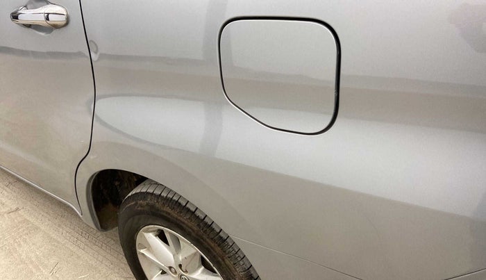 2019 Toyota Innova Crysta 2.4 GX 8 STR, Diesel, Manual, 53,809 km, Left quarter panel - Minor scratches