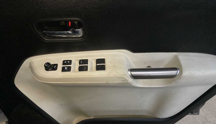 2019 Maruti IGNIS ZETA 1.2, Petrol, Manual, 29,267 km, Driver Side Door Panels Control