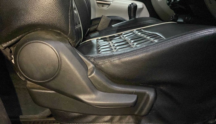 2019 Maruti IGNIS ZETA 1.2, Petrol, Manual, 29,267 km, Driver Side Adjustment Panel