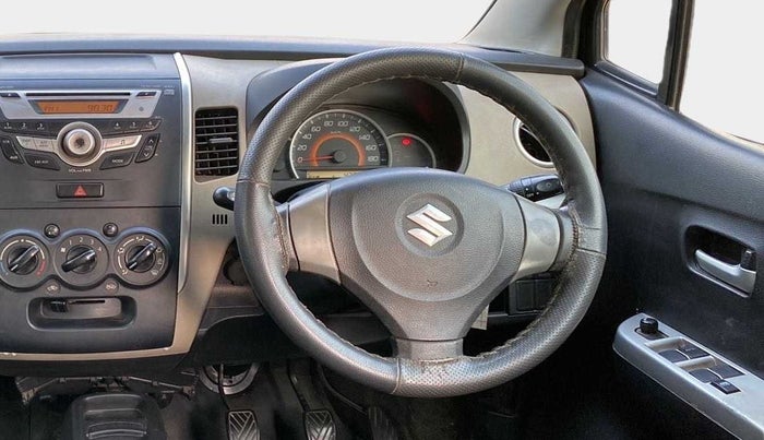 2016 Maruti Wagon R 1.0 VXI, Petrol, Manual, 42,382 km, Steering Wheel Close Up