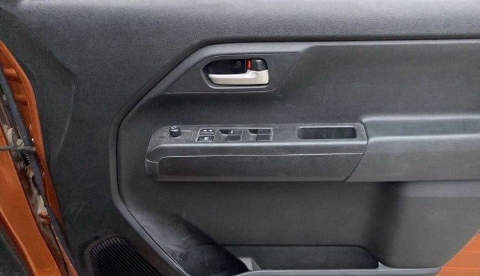 2019 Maruti New Wagon-R VXI 1.2, Petrol, Manual, 26,036 km, Driver Side Door Panels Control