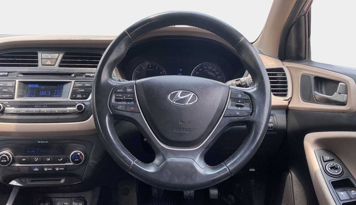 2015 Hyundai Elite i20 ASTA 1.2, Petrol, Manual, 1,09,129 km, Steering Wheel Close Up