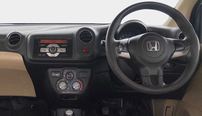 2015 Honda Amaze 1.2L I-VTEC S, Petrol, Manual, 1,22,986 km, Steering Wheel Close Up