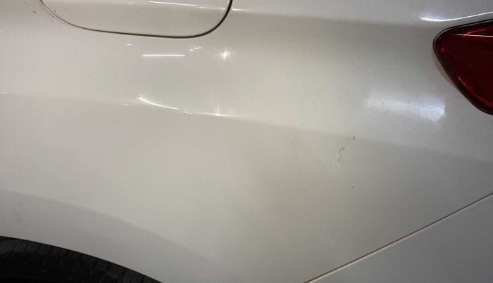 2015 Honda City 1.5L I-DTEC E, Diesel, Manual, 1,05,865 km, Left quarter panel - Minor scratches