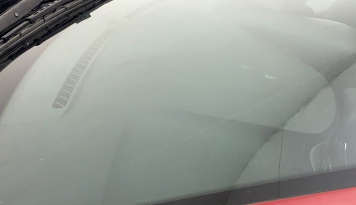 2015 Hyundai Xcent SX 1.2 (O), Petrol, Manual, 79,635 km, Front windshield - Minor spot on windshield