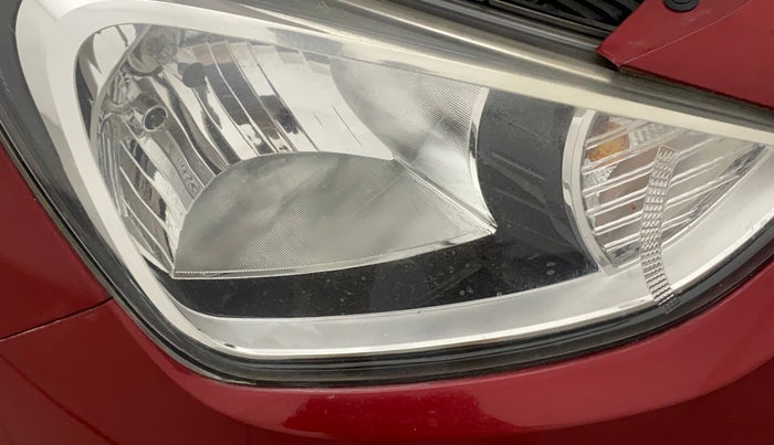 2015 Hyundai Xcent SX 1.2 (O), Petrol, Manual, 79,635 km, Right headlight - Minor scratches
